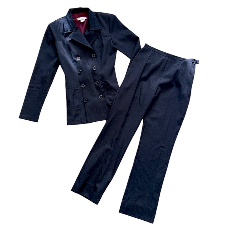 Alyn Paige Navy Pinstripe Double-Breasted Blazer & Pants Suit